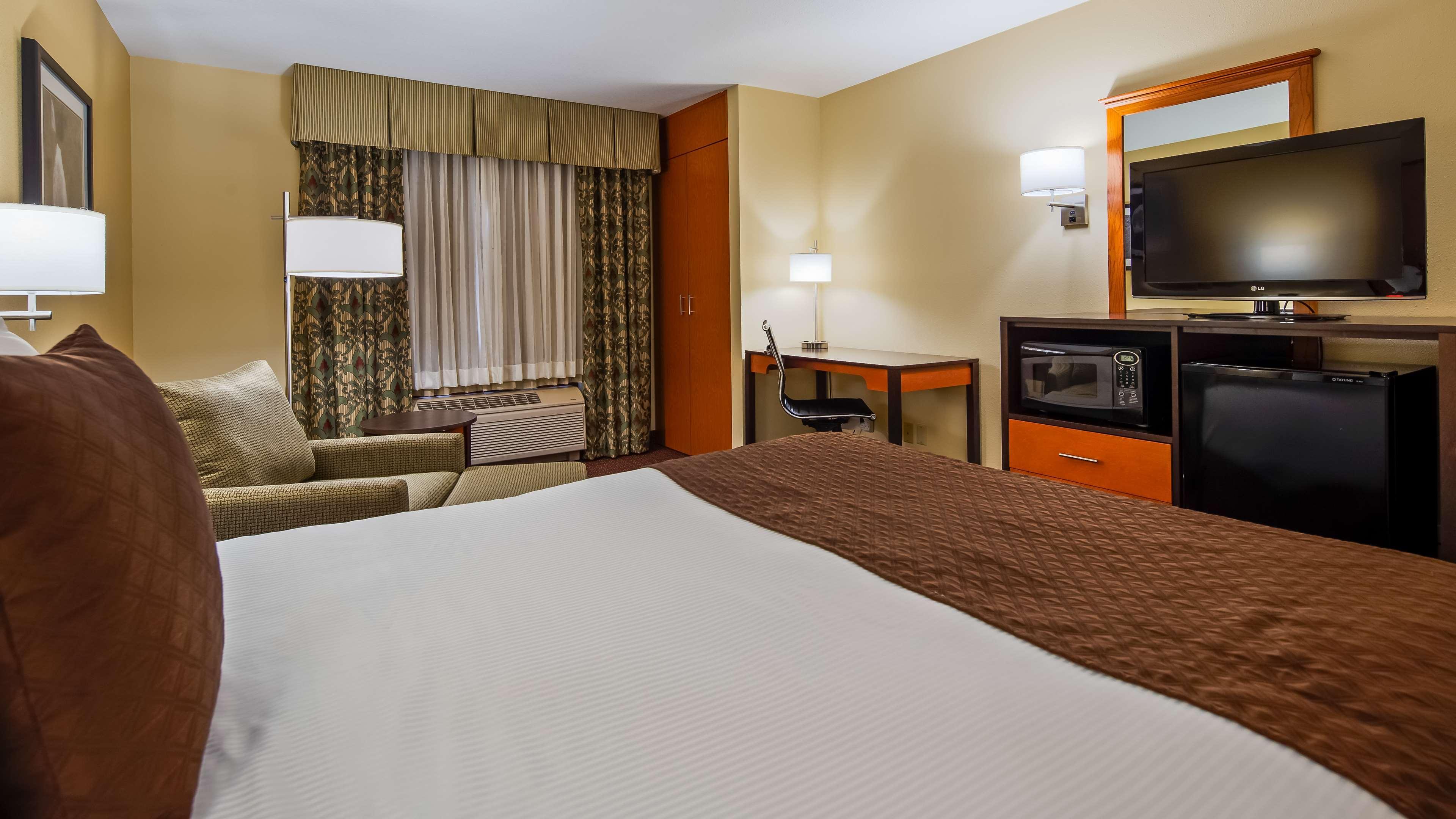 Best Western PLUS Cascade Inn&Suites Troutdale Exterior foto