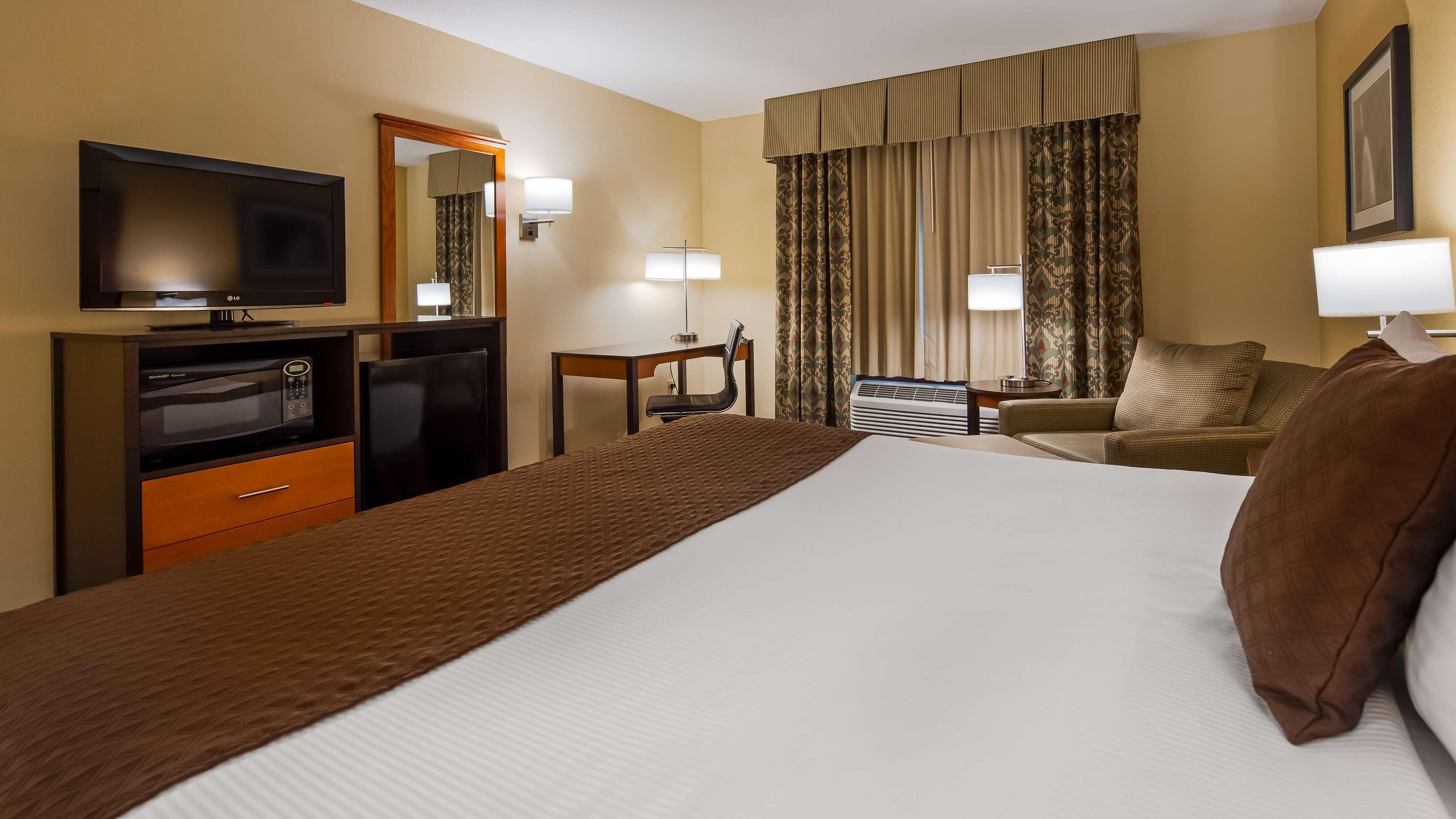 Best Western PLUS Cascade Inn&Suites Troutdale Exterior foto