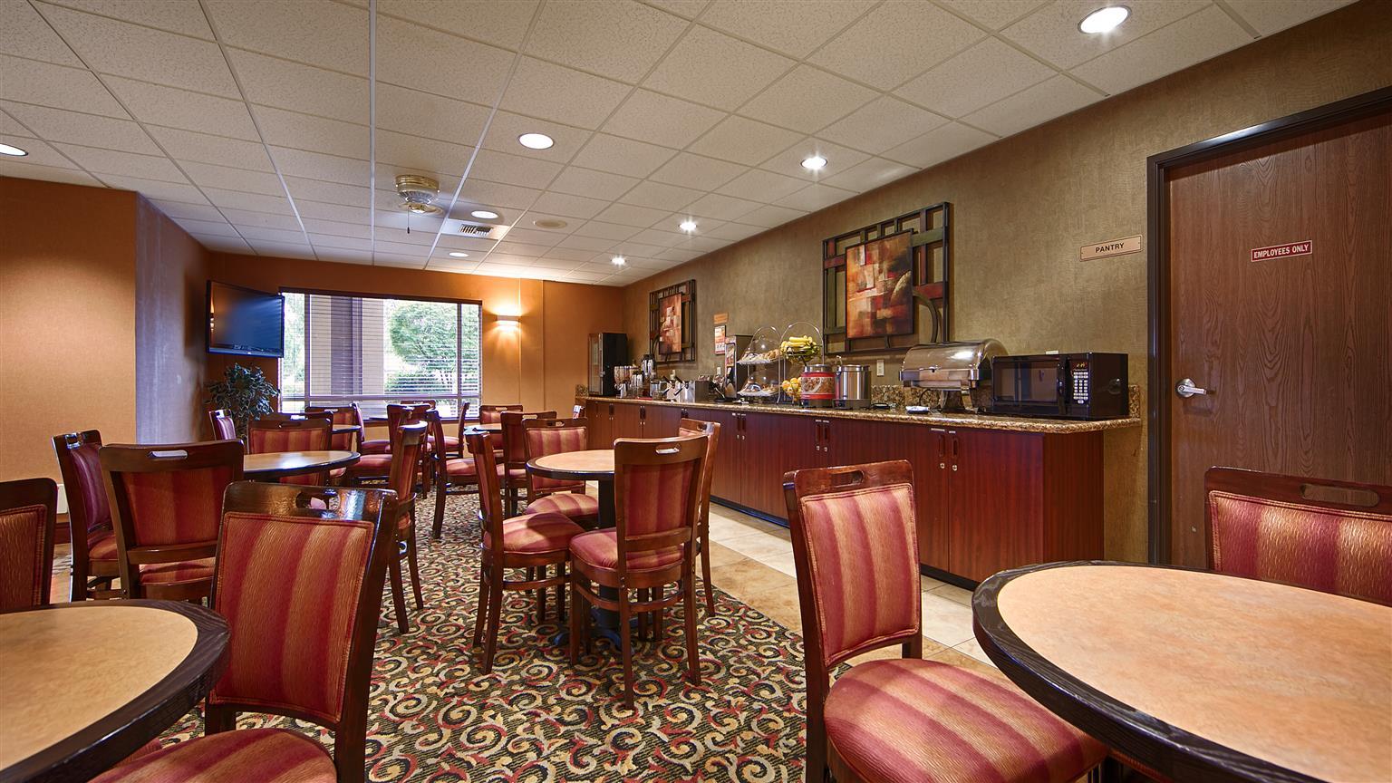Best Western PLUS Cascade Inn&Suites Troutdale Exterior foto