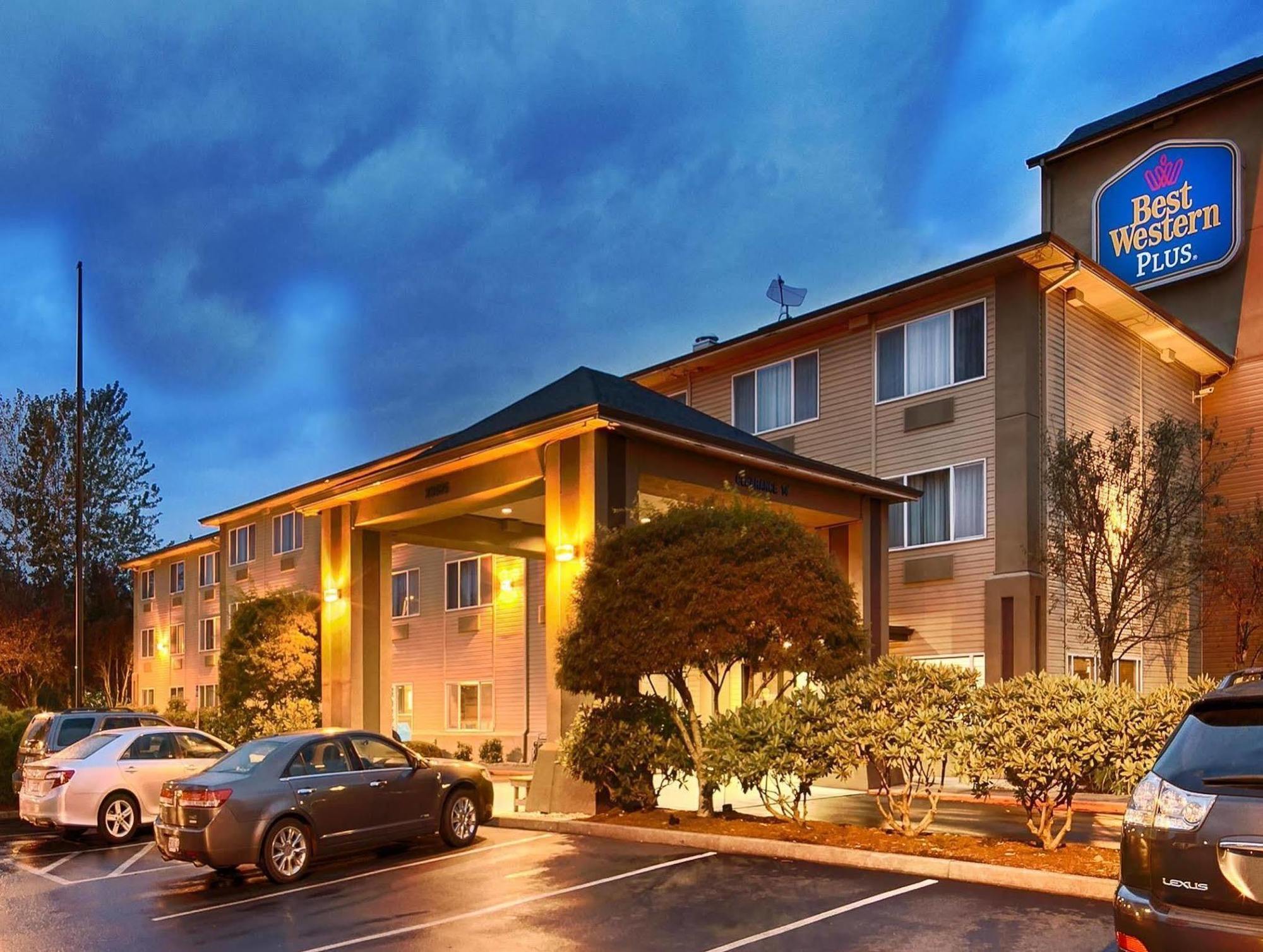 Best Western PLUS Cascade Inn&Suites Troutdale Exterior foto
