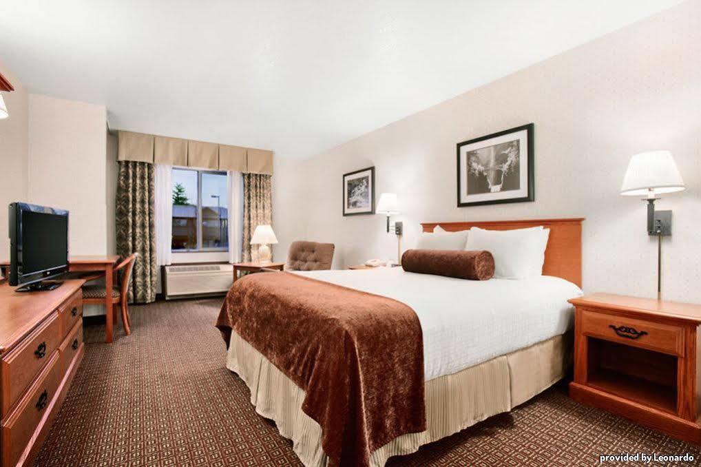 Best Western PLUS Cascade Inn&Suites Troutdale Exterior foto