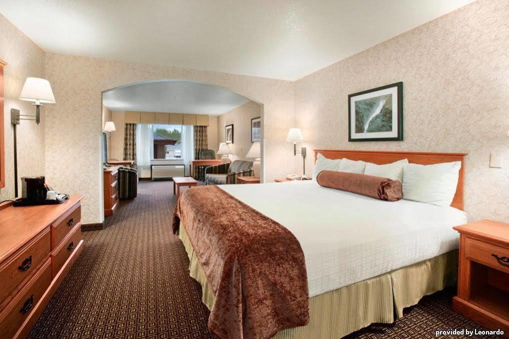 Best Western PLUS Cascade Inn&Suites Troutdale Habitación foto