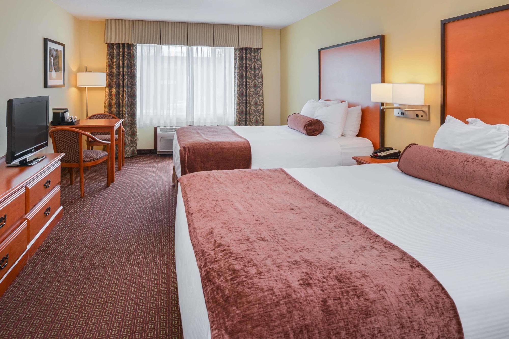 Best Western PLUS Cascade Inn&Suites Troutdale Exterior foto